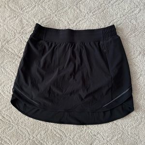 lululemon skirt NWOT